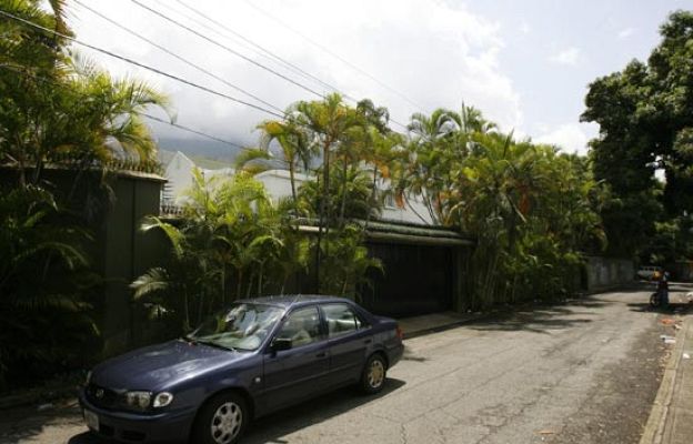  - Chávez contra la TV crítica