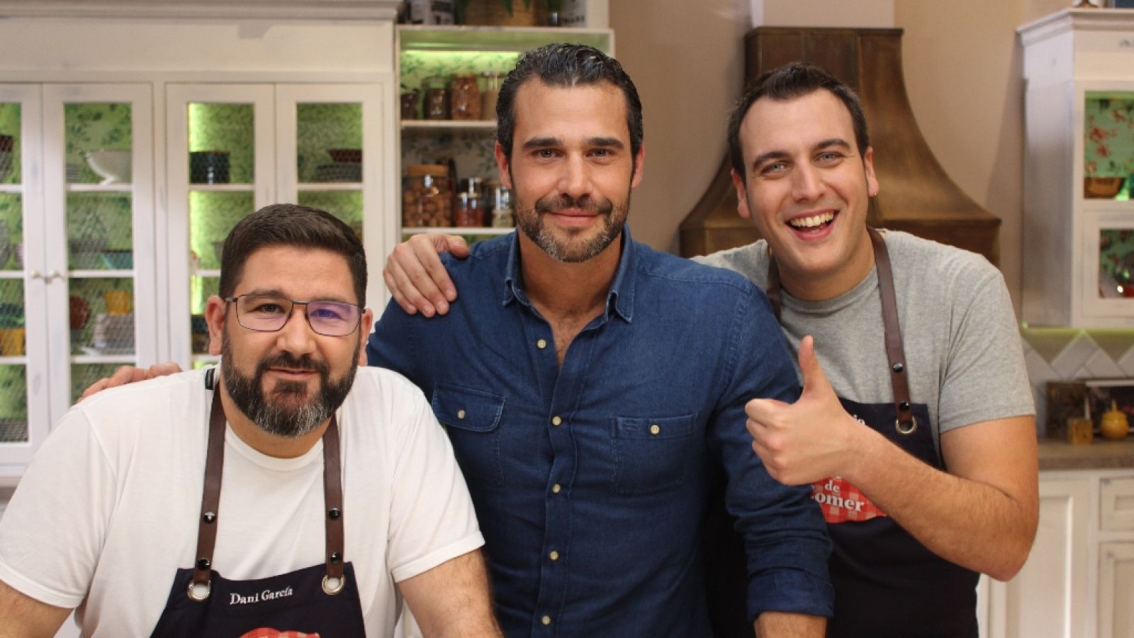 Hacer de comer - Fetuccini al pesto y solomillo ibérico - ver ahora