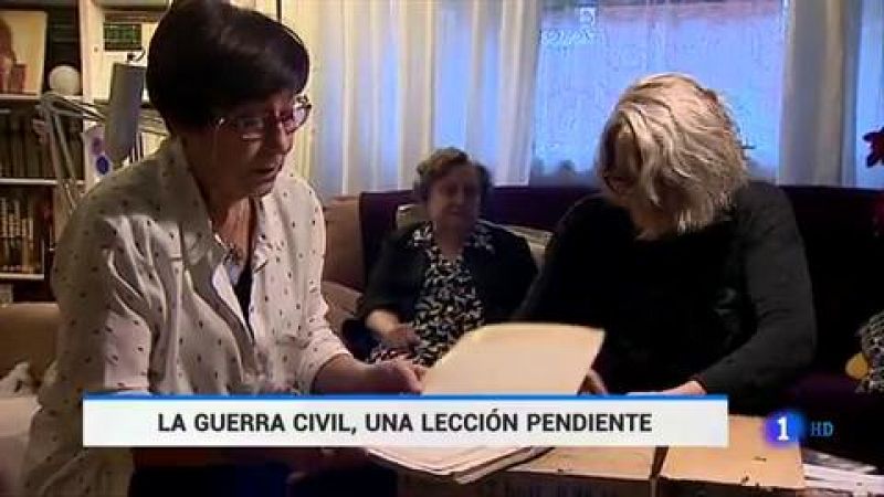 "La guerra ha terminado", es lo que se leía en el último parte de la Guerra Civil que tal día como hoy, hace 80 años, firmó Francisco Franco, dando paso a la dictadura. TVE ha analizado cómo se ha ido contando la guerra a largo de estas décadas.