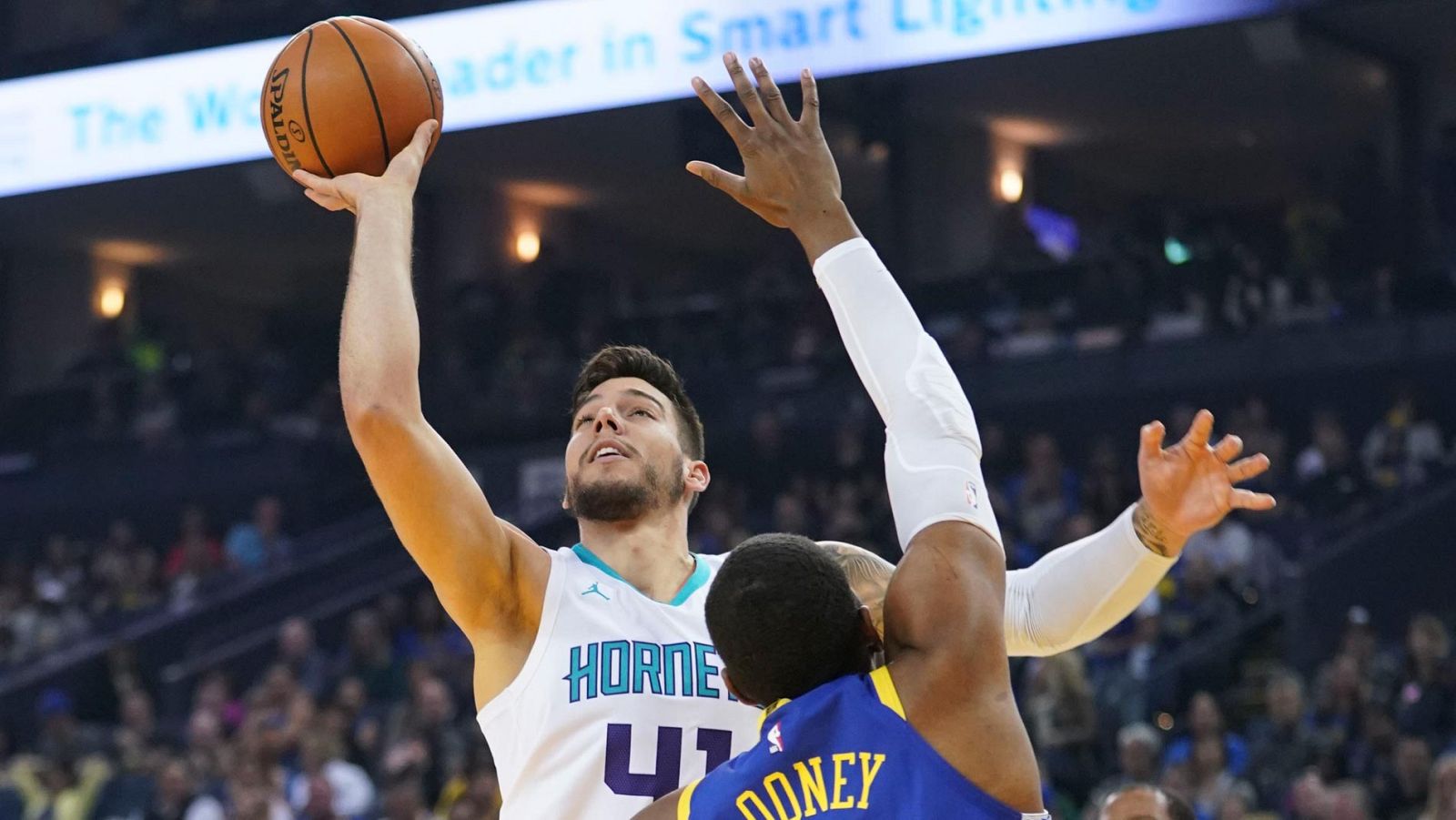 Willy Hernangómez brilla ante los bicampeones con su mejor marca de la temporada