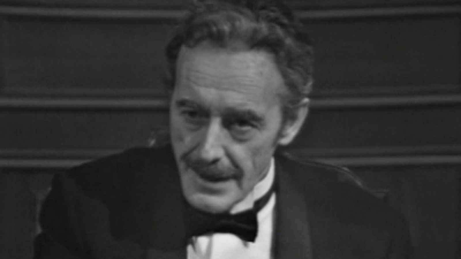 Estudio 1 - Llama un inspector - Estudio 1 | Ver