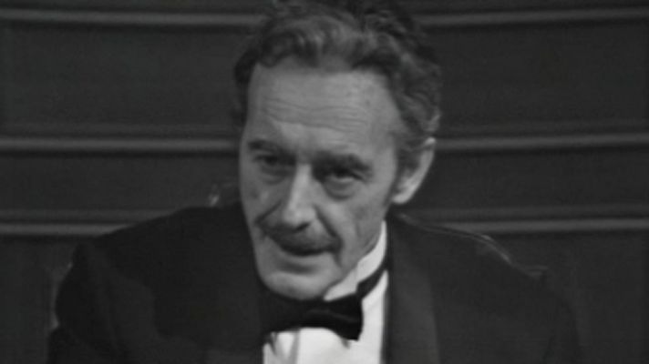 Estudio 1 - Llama un inspector