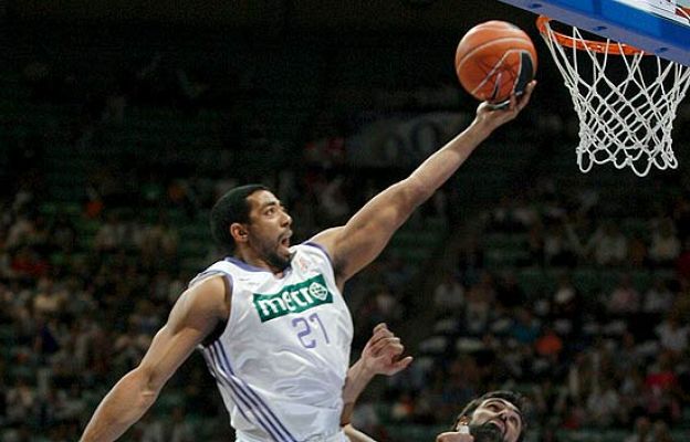 Baloncesto en RTVE - Espectacular 'alley oop' de Massey