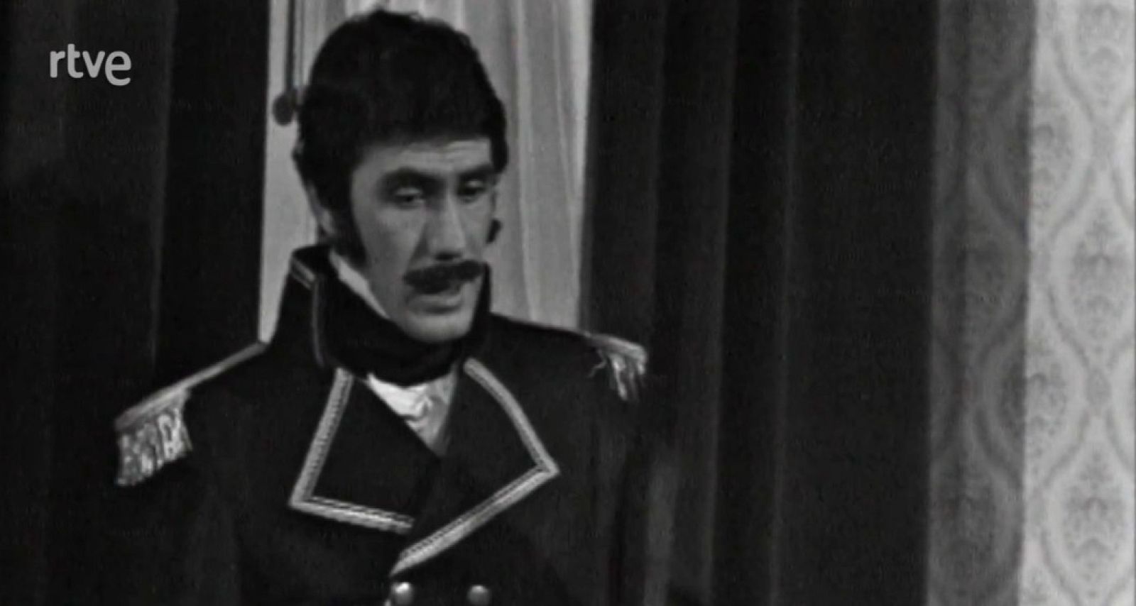 La feria de las vanidades - Capítulo 8