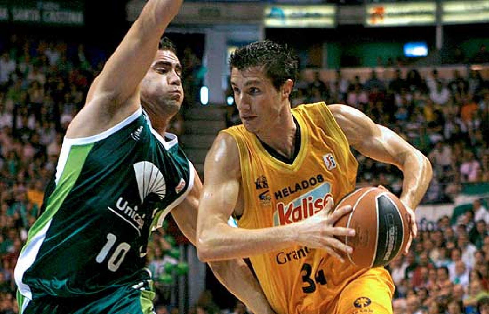 El Unicaja de Málaga se ha llevado el último billete a las semifinales de los 'Play-Offs', tras vencer al Kalise.