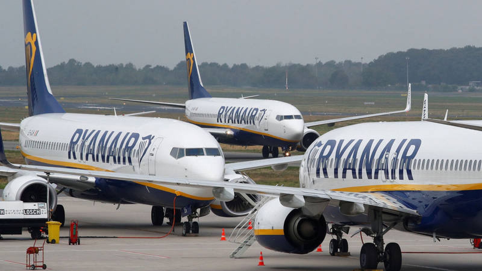 Ryanair entra en la lista de las diez empresas que más contaminaron en la UE en 2018 - Telediario 1 | Ver