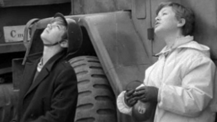 Amigos del espacio - Escuela de aplicación y tiro de artillería