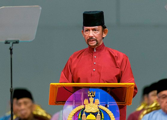 Brunéi adopta entre críticas la sharia con penas como lapidación o mutilación