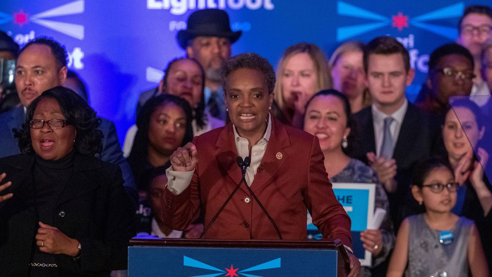 Telediario 1:  La primera alcaldesa negra y lesbiana de Chicago | RTVE Play