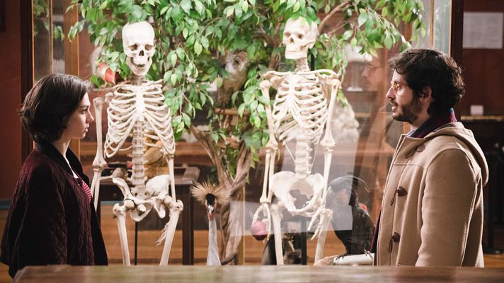 Cuéntame cómo pasó - Así comienza: "La vida es una caja de sorpresas"