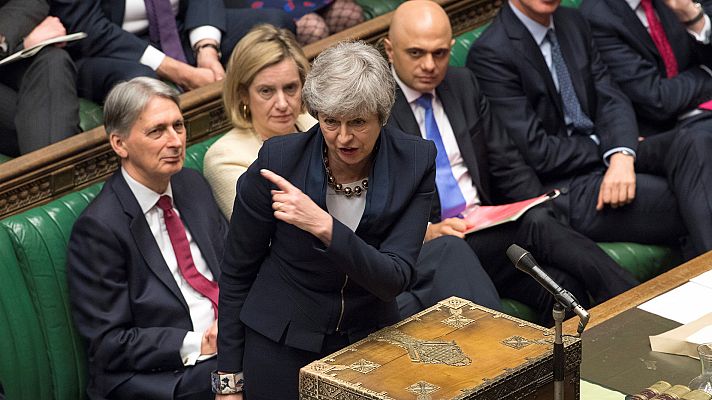 Telediario 1 - Los Comunes aprueban una ley para evitar un 'Brexit' sin acuerdo el próximo 12 de abril