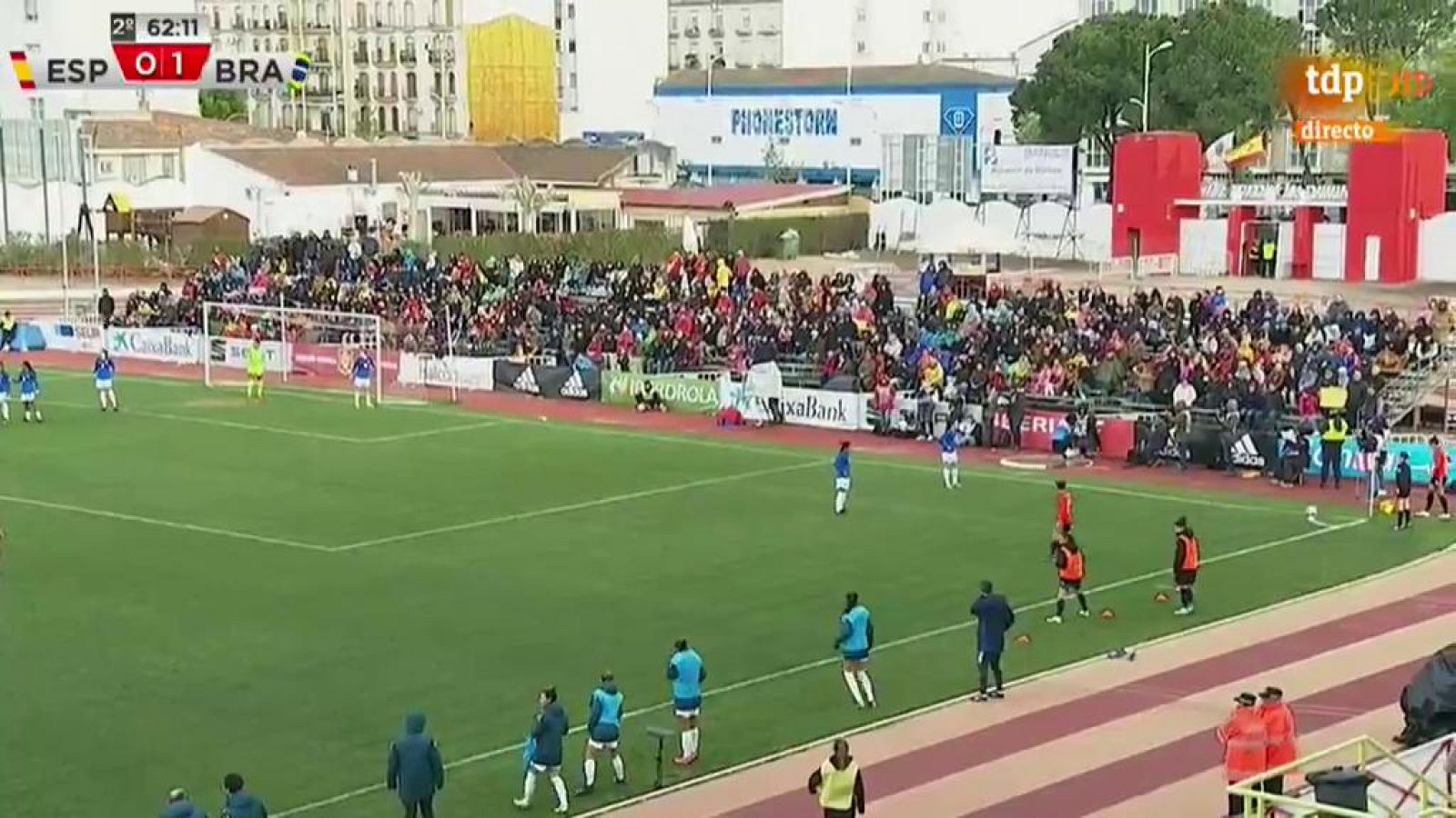 Gol de Alexia Putellas gracias a un gran centro de Jenni Hermoso