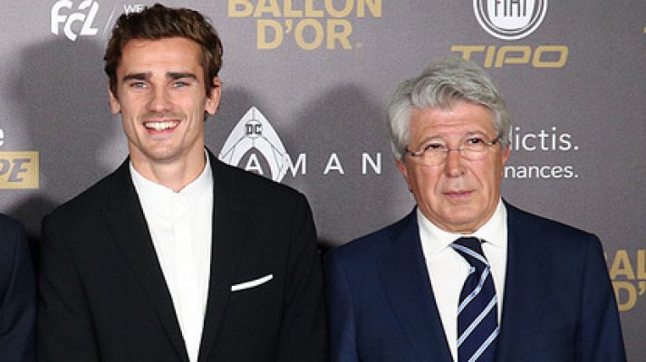 Telediario 1 - Cerezo se reafirma: "Griezmann se queda al 3.000 por 1000"