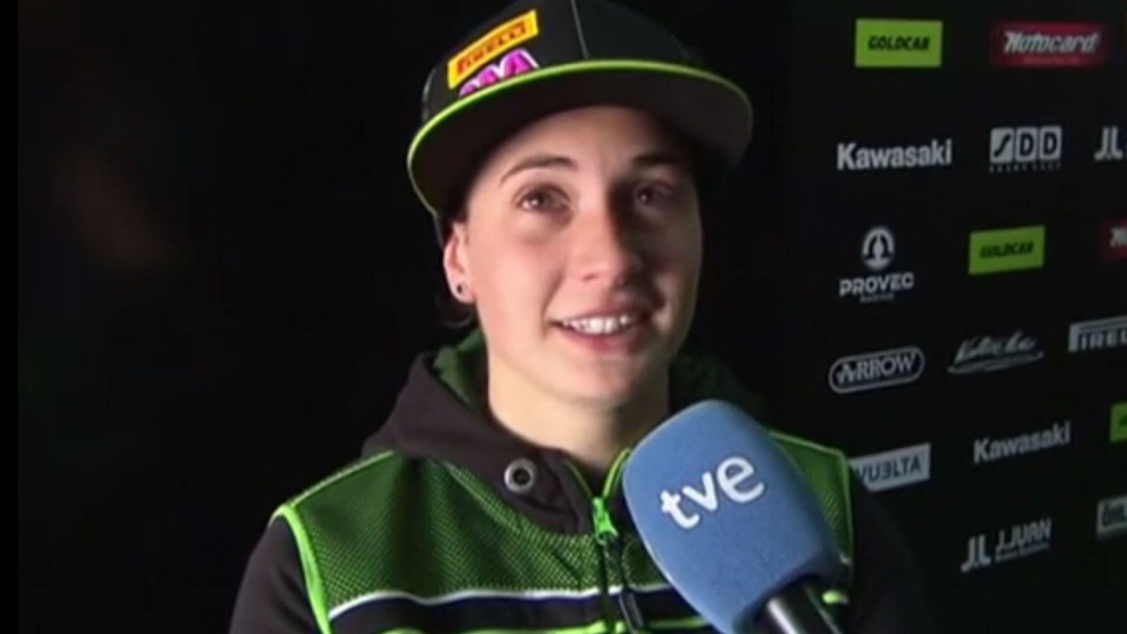 Ana Carrasco: "Con el rendimiento estoy contenta, es mala suerte, alguien me ha tocado por detrás"