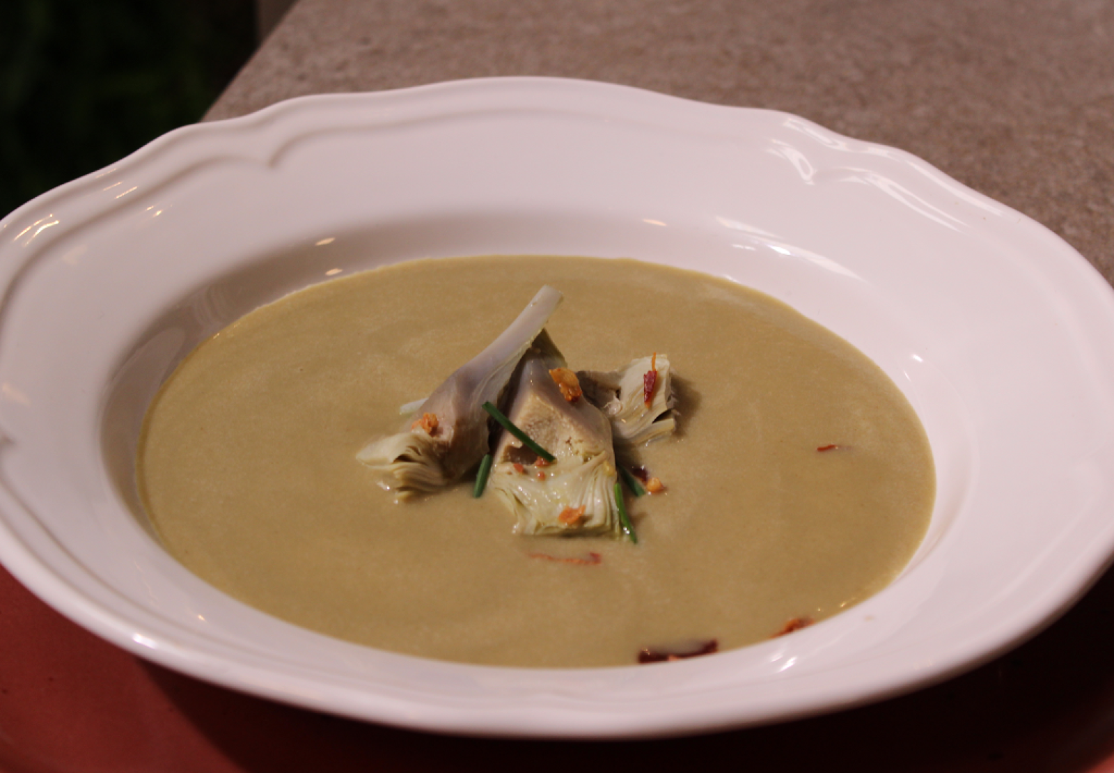 "Crema de alcachofas" de Dani García | Ver