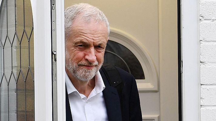Telediario 1 - Corbyn advierte del inmovilismo de May en el 'Brexit'