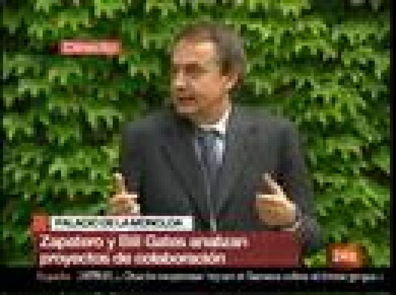 El presidente del Gobierno, José Luis Rodríguez Zapatero, ha destacado el mensaje positivo que López Aguilar dio en el cara a cara con Mayor Oreja, de quien ha dicho: "todo lo ve negativo". 
