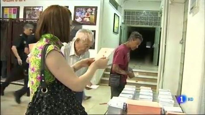 Telediario 1 - El PSOE doblaría en diputados al PP, que no sumaría con Vox y Cs en las generales , según el CIS