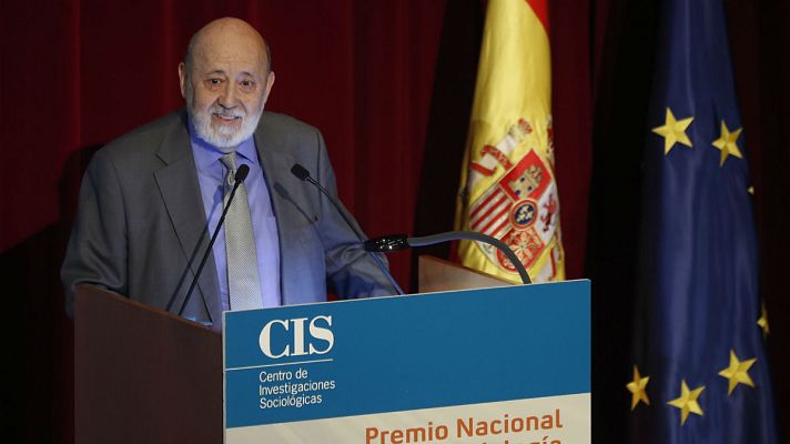 Telediario 1 - Tezanos duda de la caída del PP en los resultados del CIS y resalta el alto número de indecisos