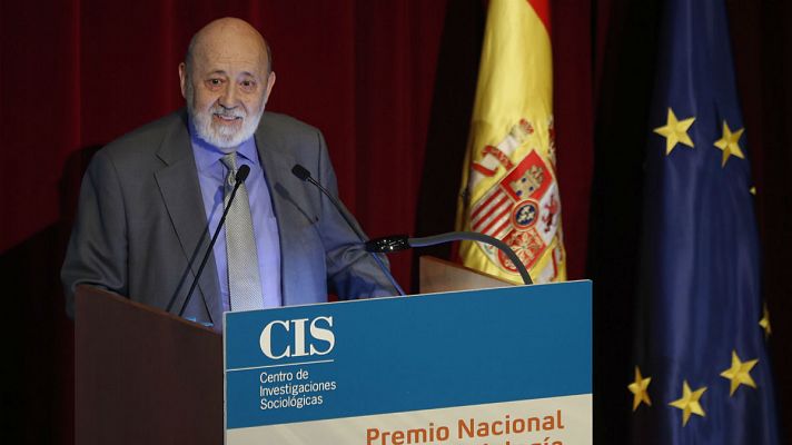 Telediario 1 - Tezanos duda de la caída del PP en los resultados del CIS y resalta el alto número de indecisos