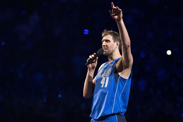 Telediario 1 - Nowitzki se retira tras 21 temporadas en Dallas Mavericks