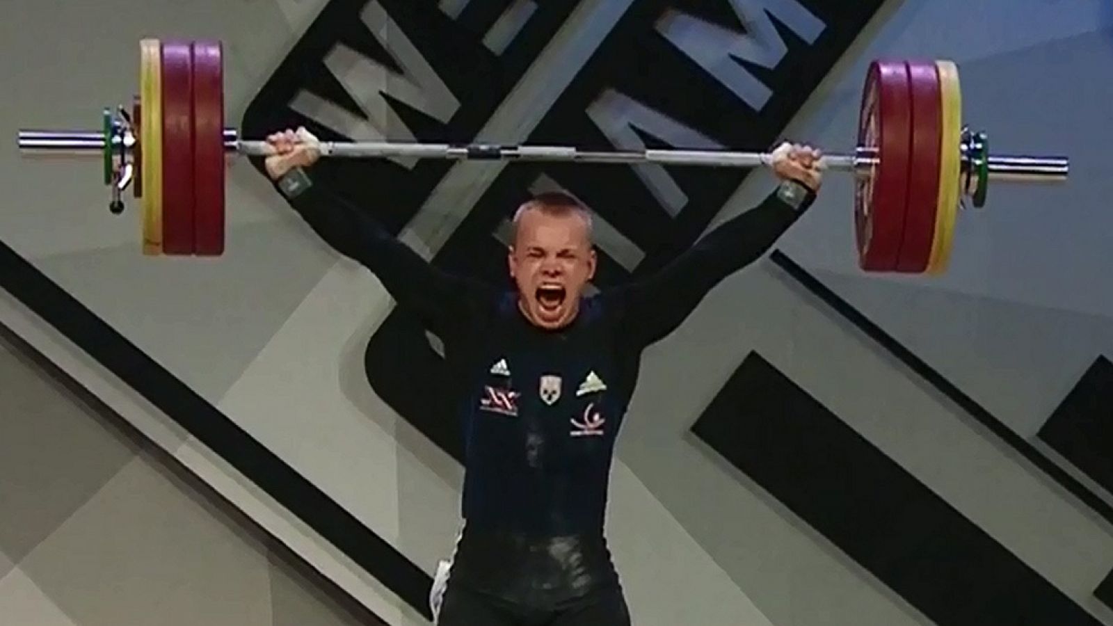 Ritvars Suharevs supera a Andrés Eduardo Mata que consigue la plata en arrancada hasta 81 kilos - Halterofilia | Ver