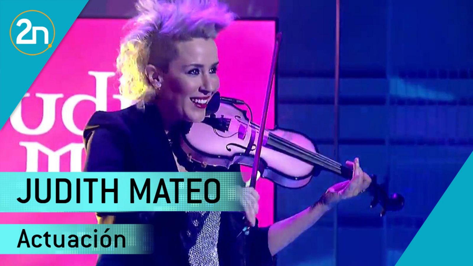 Judith Mateo versiona `Highway to Hell¿ al violín