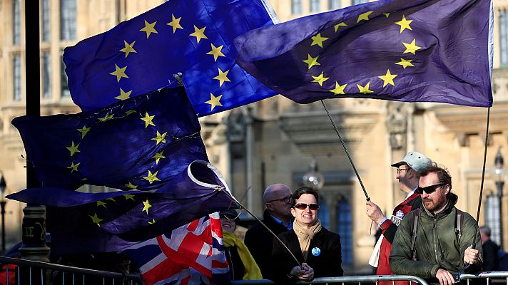 Telediario 1 - Inquietud en empresas e irlandeses por el 'Brexit'