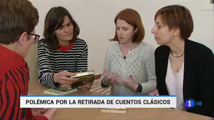 Telediario 1 - Escuelas públicas catalanas retiran de sus bibliotecas cuentos clásicos por sexistas