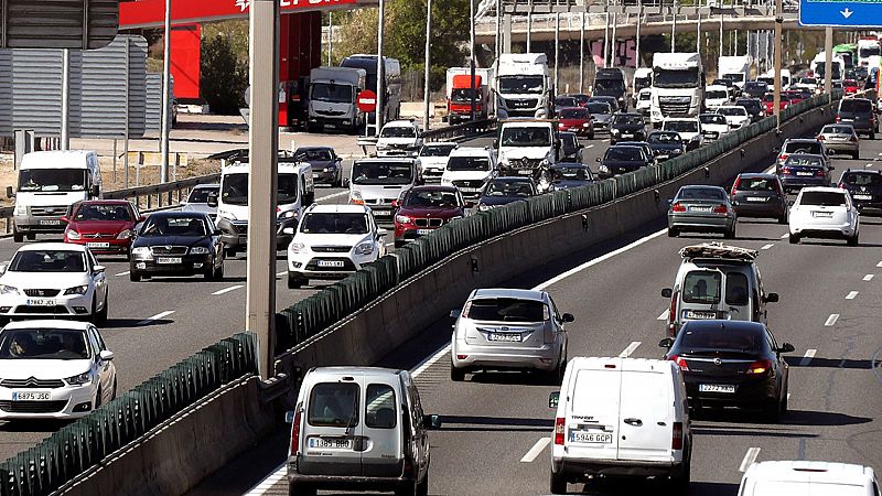 Retenciones en las grandes ciudades en la primera fase de la operación salida de la Semana Santa