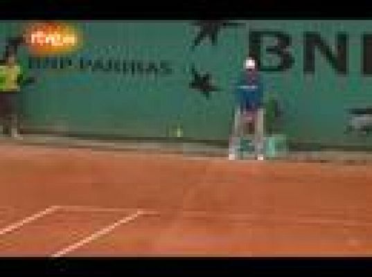  - Verdasco arrolla a Petzschner