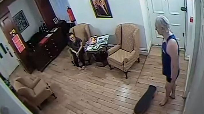 Telediario 1 - La vida de Assange en la embajada de Ecuador, con fricciones con los trabajadores diplomáticos