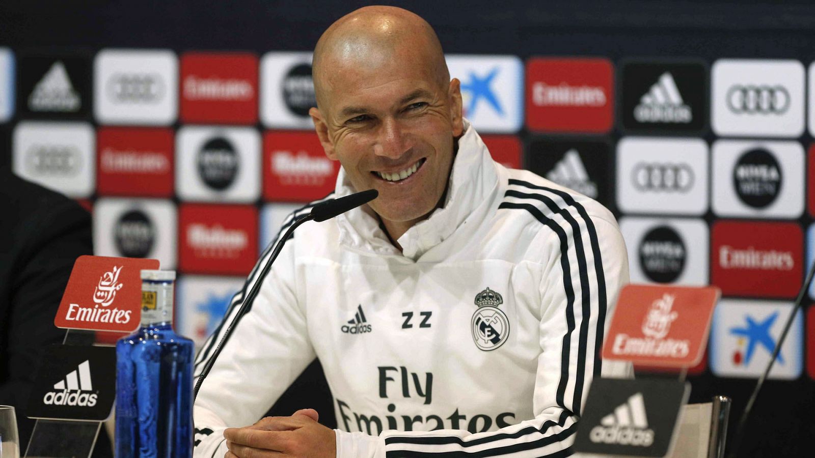 Zidane: "Aquí hay muchos jugadores que pueden hacer caja para el club"