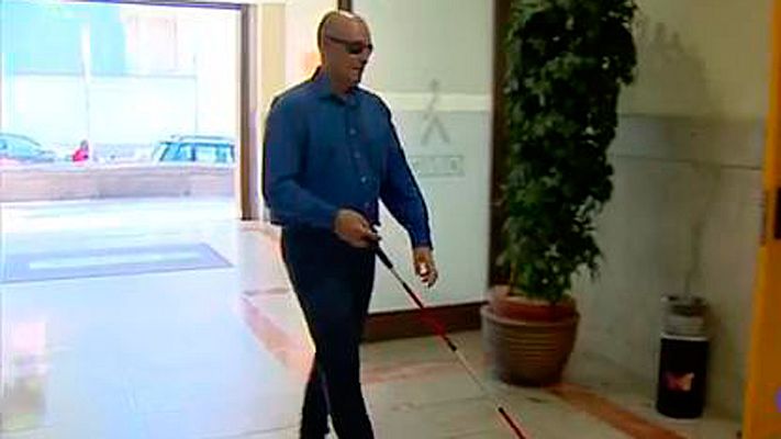 Telediario 1 - Un sordociego canario presidirá, por primera vez en España, una mesa electoral