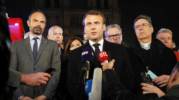 Telediario 1 - Macron: "Reconstruiremos Notre Dame todos juntos"