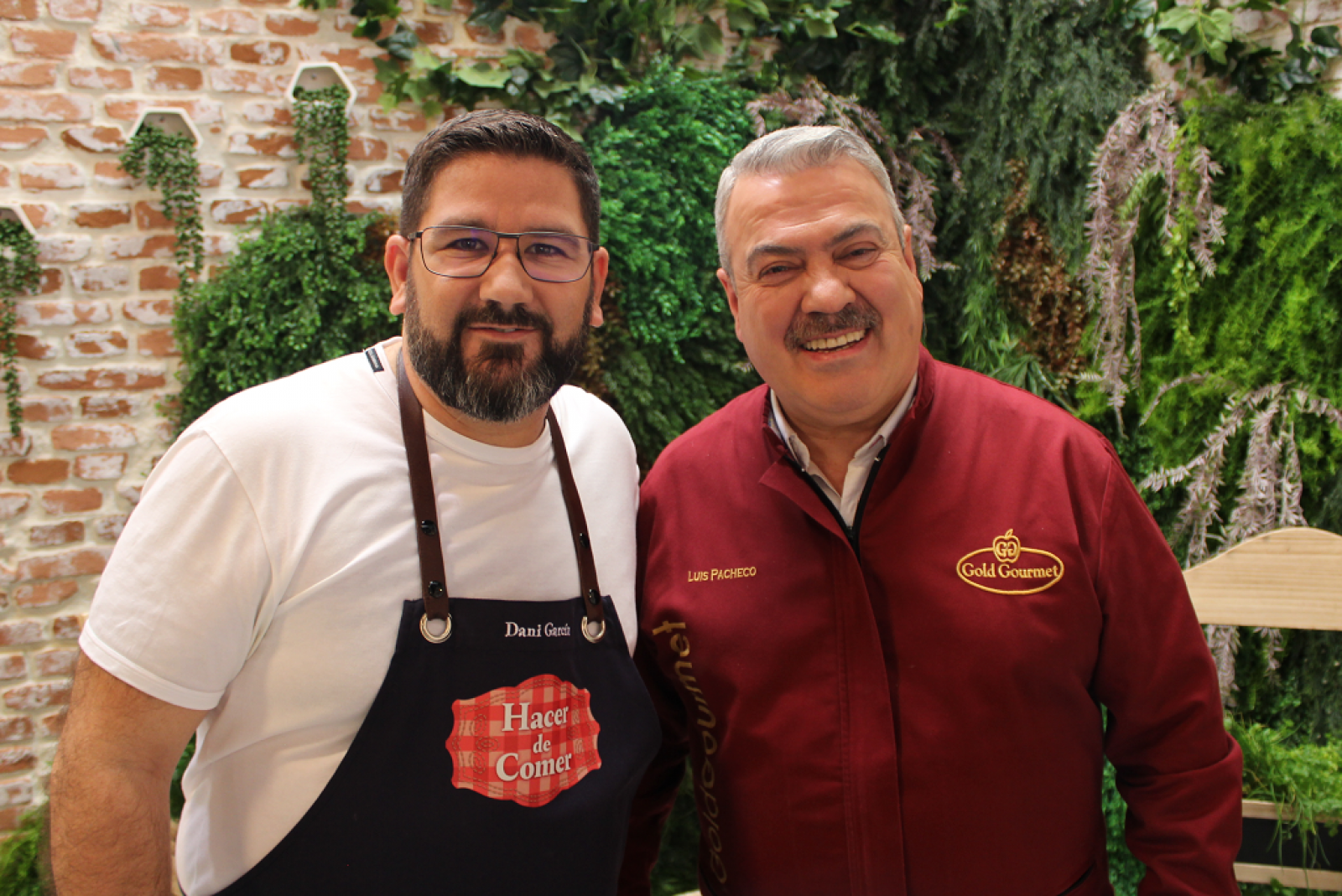 Luis Pacheco, experto en frutos rojos, visita "Hacer de comer"