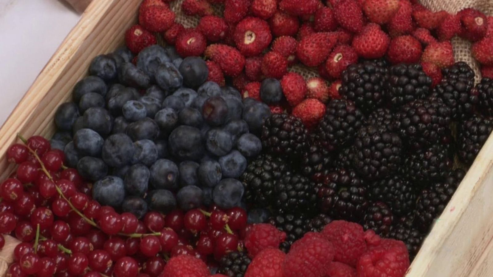 Hacer de comer - Cardo con ajoblanco. Magret de pato - ver ahora