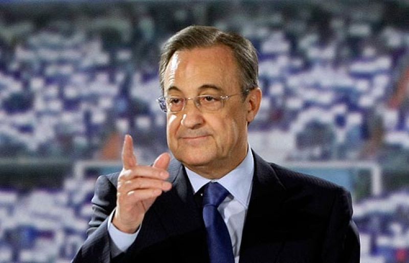 El candidato a la presidencia del Real Madrid, Florentino Pérez, ha asegurado en la presentación de su candidatura que sus principales objetivos es "hacer un equipo espectacular" y recuperar "la grandeza del club".