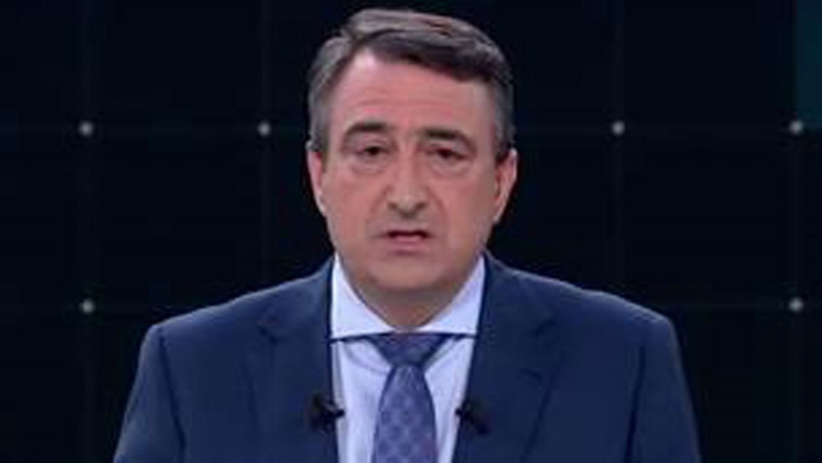 Aitor Esteban: "Euskadi no es un parque temático, tiene una ciudadanía que debe ser tomada en serio" - Especiales informativos | Ver