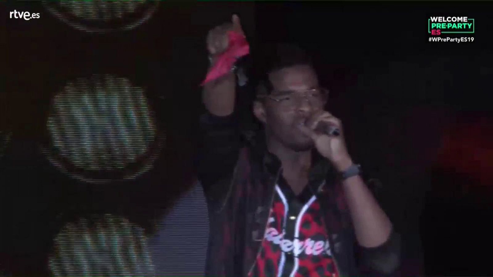 Eurovisión 2019 - Famous canta "Too late for love" en la Welcome PreParty 2019