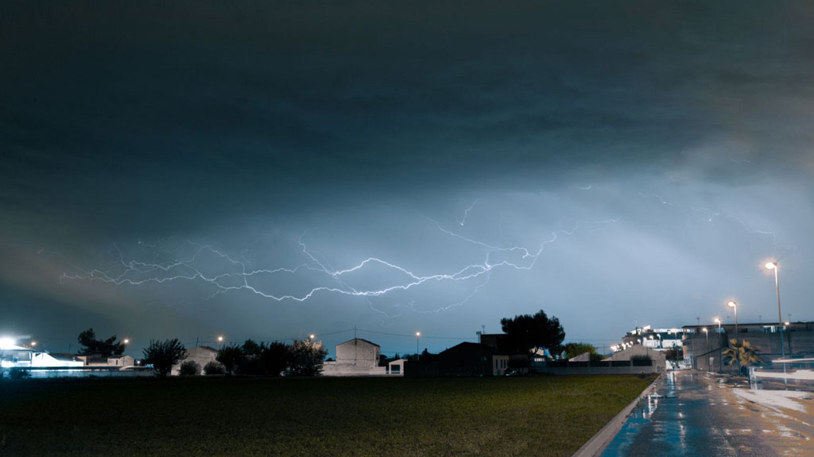 Fuertes precipitaciones en el sureste peninsular - Ver ahora