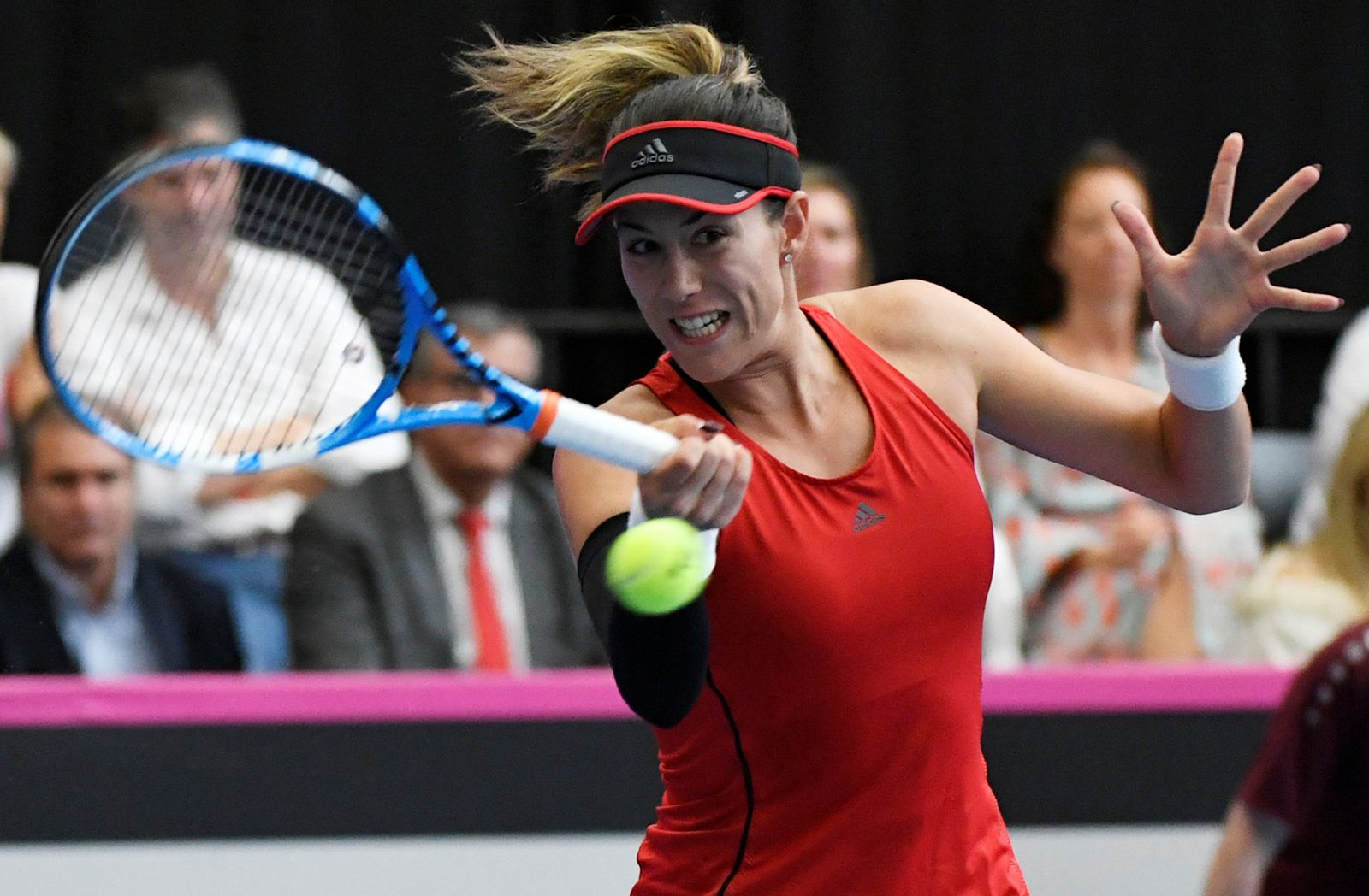 Muguruza no puede con Flipkens y Bélgica suma el primer punto - RTVE.es | Ver