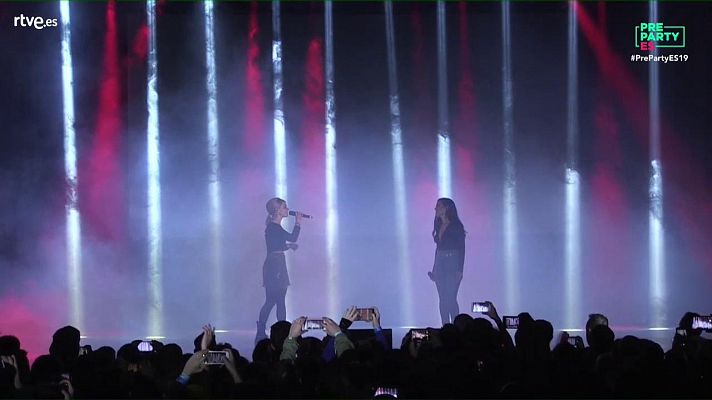 Eurovisión - Sisters canta "Sister"