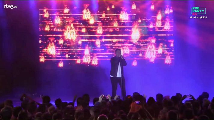 Eurovisión - Michael Rice canta "Bigger than us"