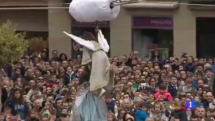 Hoy, domingo de Resurrección hemos visto la última procesión de la Semana Santa sevillana