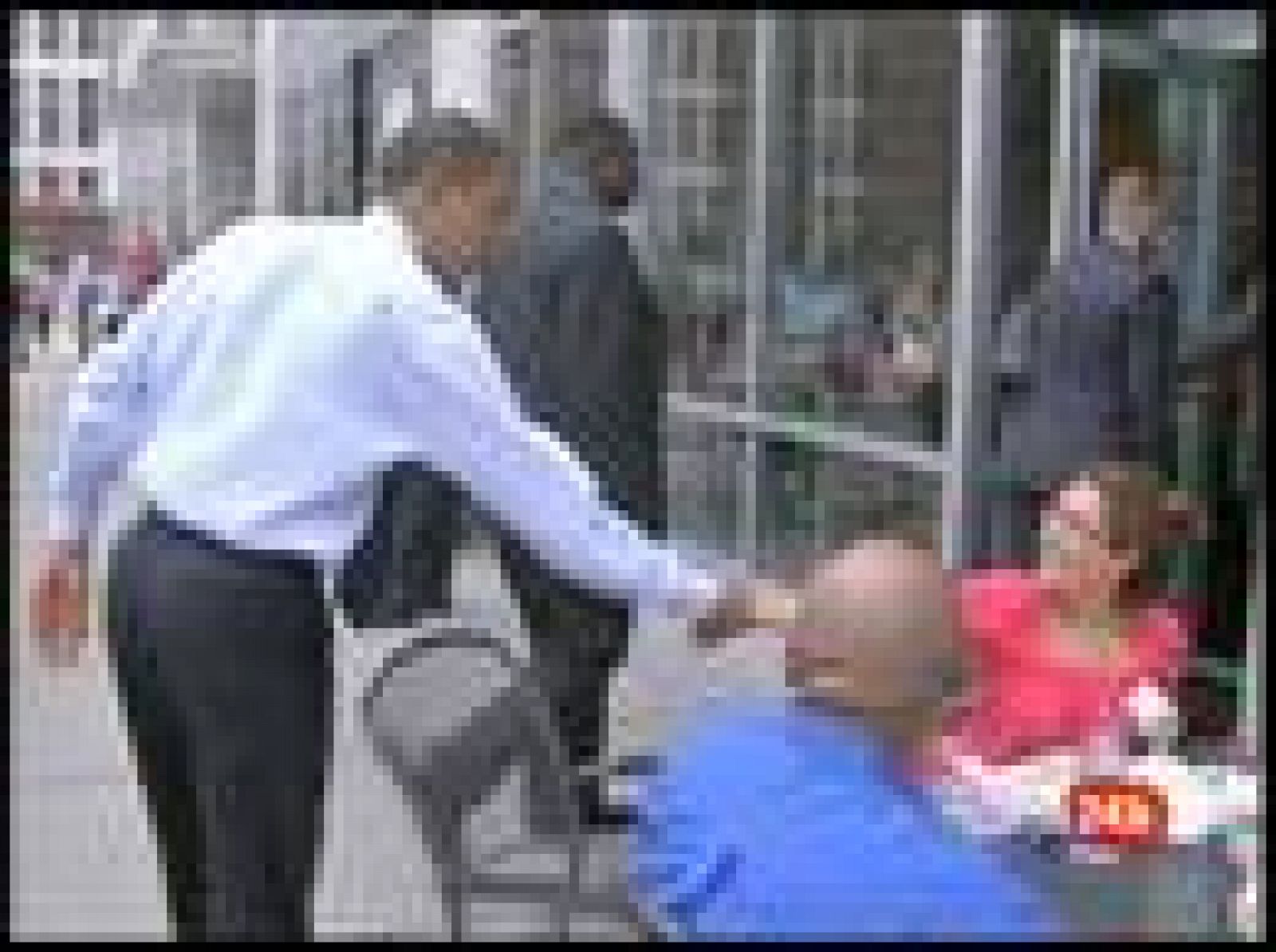 Obama compra dos bolsas de hamburguesas para el almuerzo de su equipo | Ver