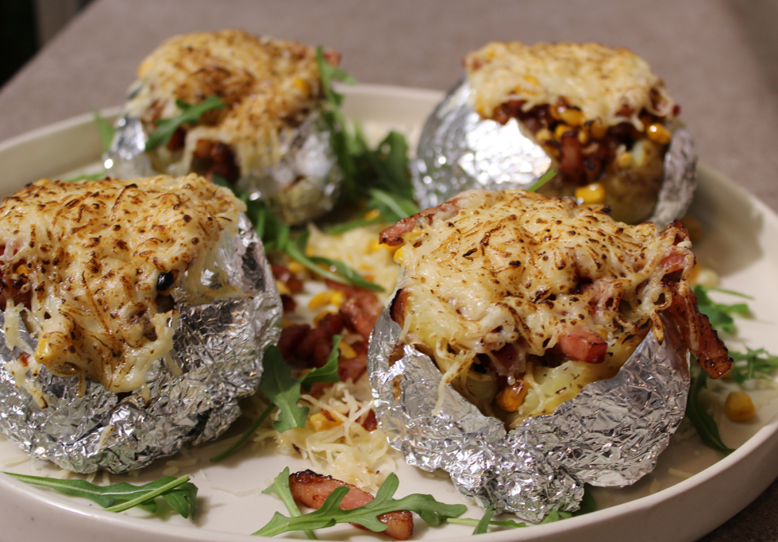 "Patatas asadas rellenas" de Dani García | Ver