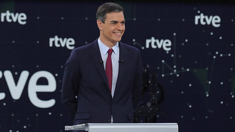 Sánchez: "¿Queremos que España continúe avanzando o retroceda?"