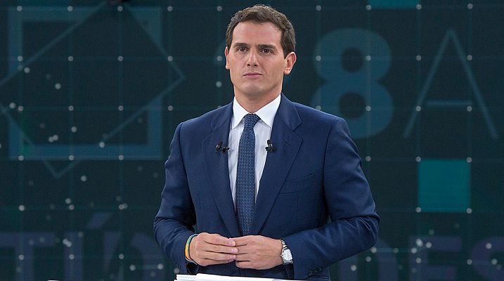 Especiales informativos - Rivera, en su minuto de oro: "Los españoles ya no vamos a callar nunca más, el 28 de abril vamos a votar, vamos a ganar"