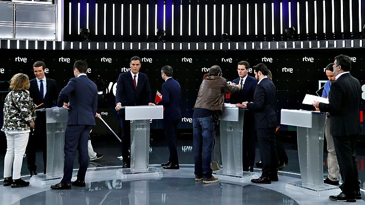 Especiales informativos - Verificación: los cuatro candidatos del debate de RTVE, desmentidos por los verificadores